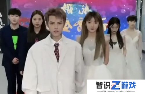 百万网红涉嫌千万额度诈骗，被网友曝光引热议，紧急回应：自己不是那种人