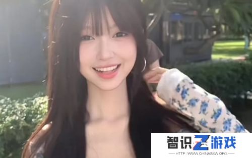 美女网红遭男粉骚扰，竟在网上造谣两人恋爱故事，后被扒其患有臆想症