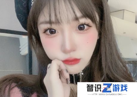 知名美女Coser宣布停播，称年少无知做了错事，现在只能安安稳稳生活