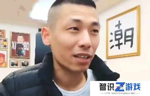 旭旭宝宝锐评《王者荣耀》，称游戏是很火，但大主播没几个，还不如DNF