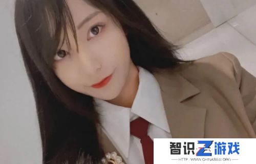 美女Coser宣布退圈，称目前已经没有热情了，后悔当年错过几个有钱的粉丝