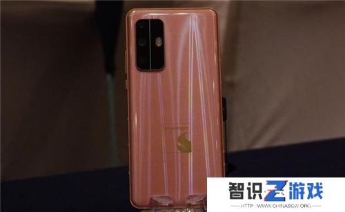 大型手游“帧数拉满” 骁龙8至尊版游戏表现强悍