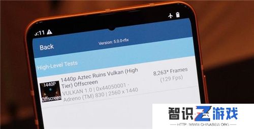 大型手游“帧数拉满” 骁龙8至尊版游戏表现强悍