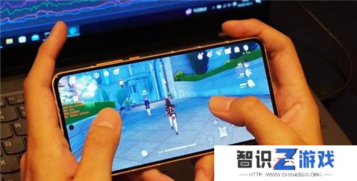 大型手游“帧数拉满” 骁龙8至尊版游戏表现强悍