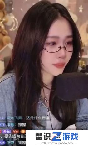 DOTA女主播直播间泪崩哭诉，称目前非常迷茫，直言DOTA没热度打算转型