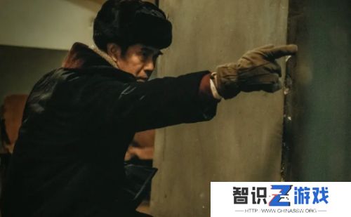 《我是刑警》央视8套开播，老戏骨加真案件，不拖泥带水够真够好看