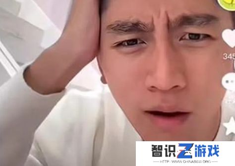 网红博主羊毛月一夜掉粉22万，嘲讽00后找不到工作，网友：何不食肉糜