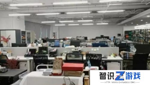 百亿抖音顶流崩盘了，第一美妆神店破产倒闭，成也流量败也流量