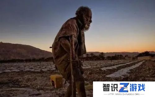 他是世界上最肮脏的人，67年不曾洗过澡，却在洗了一次澡后不幸离世