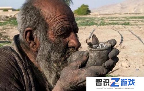 他是世界上最肮脏的人，67年不曾洗过澡，却在洗了一次澡后不幸离世