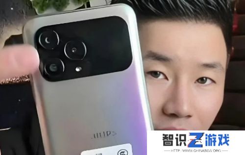 嘎子谢孟伟30天带货不足5万，直播间哭诉后悔卖酒，身败名裂令人唏嘘