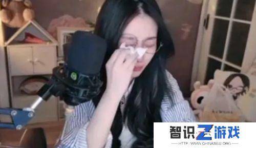 Dota区一姐换美妆赛道，直言男粉可以不用关注自己，网友：哪来的自信？