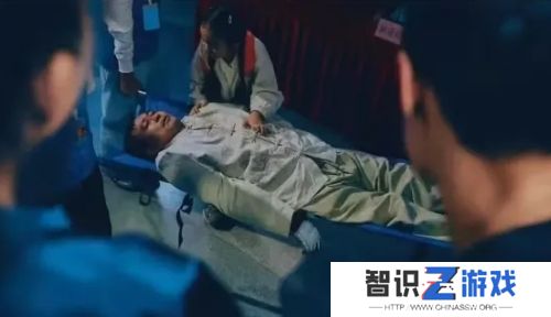 马保国首部短剧杀青，出演武林宗师，暴打外国大力士，什么远古剧情