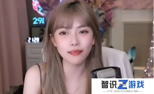 李小璐开撕周淑怡，评论区被弹幕刷屏，正面回怼：水军都这么无聊吗