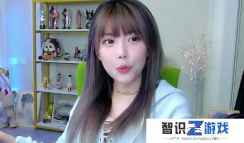李小璐开撕周淑怡，评论区被弹幕刷屏，正面回怼：水军都这么无聊吗