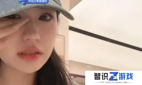 极越女主播直播突然得知失业，当场破防痛哭，公司没有做任何解释