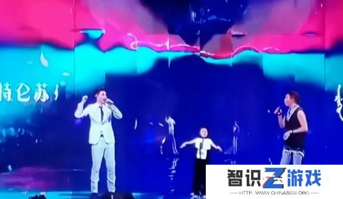 2024跨年晚会大翻车，草台班子事故频出，网友：内娱一整年就这？