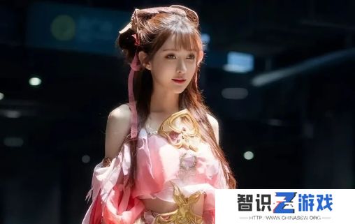 初代二次元主播复归直播，称当主播更适合自己，网友：没钱想我们了