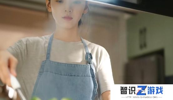 《难哄》后续剧情：温以凡顺利产女，向朗抱着不撒手，桑延脸都气绿了